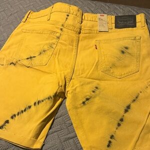 Levi's Vibrant Yellow Tie-Dye Men's Shorts